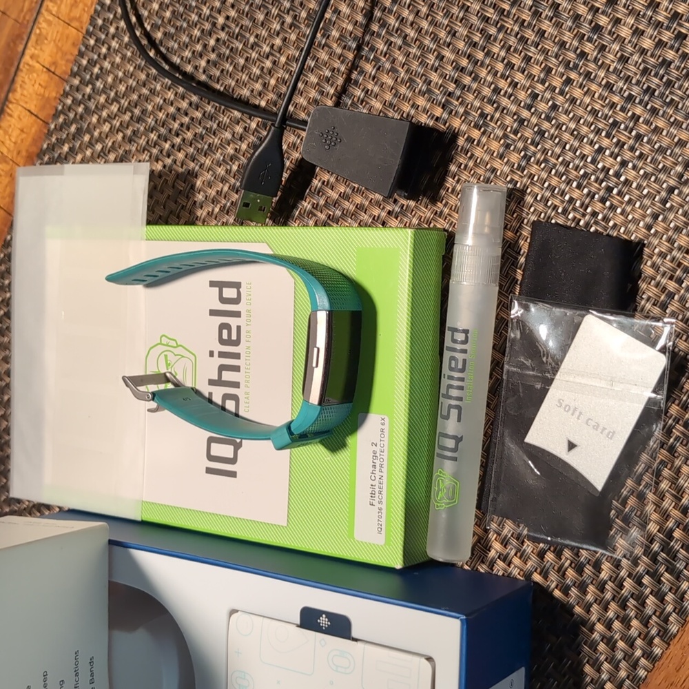 Fitbit Charge 2 - Picture 2 of 6